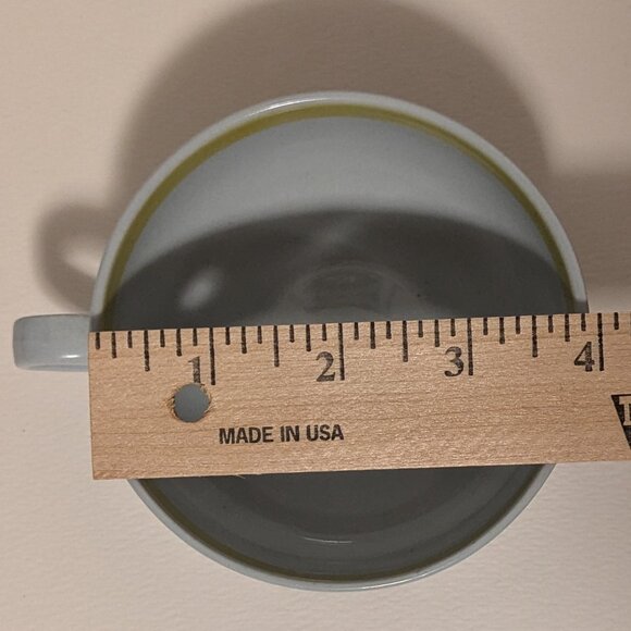 Vintage Handpainted Arabia Finland Windflower Teacup and Saucer with Flaw - Picture 10 of 11